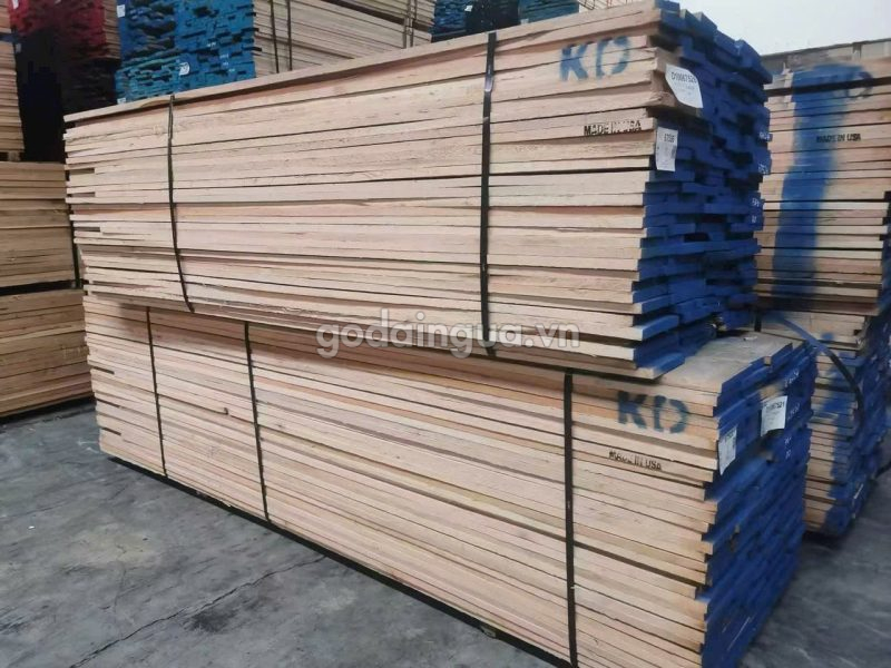 kho gỗ sồi nhập khẩu